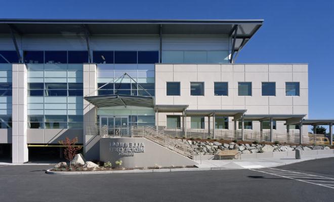 Allenmore C是尤尼科im体育在华盛顿州塔科马市开发的一栋医疗办公楼.